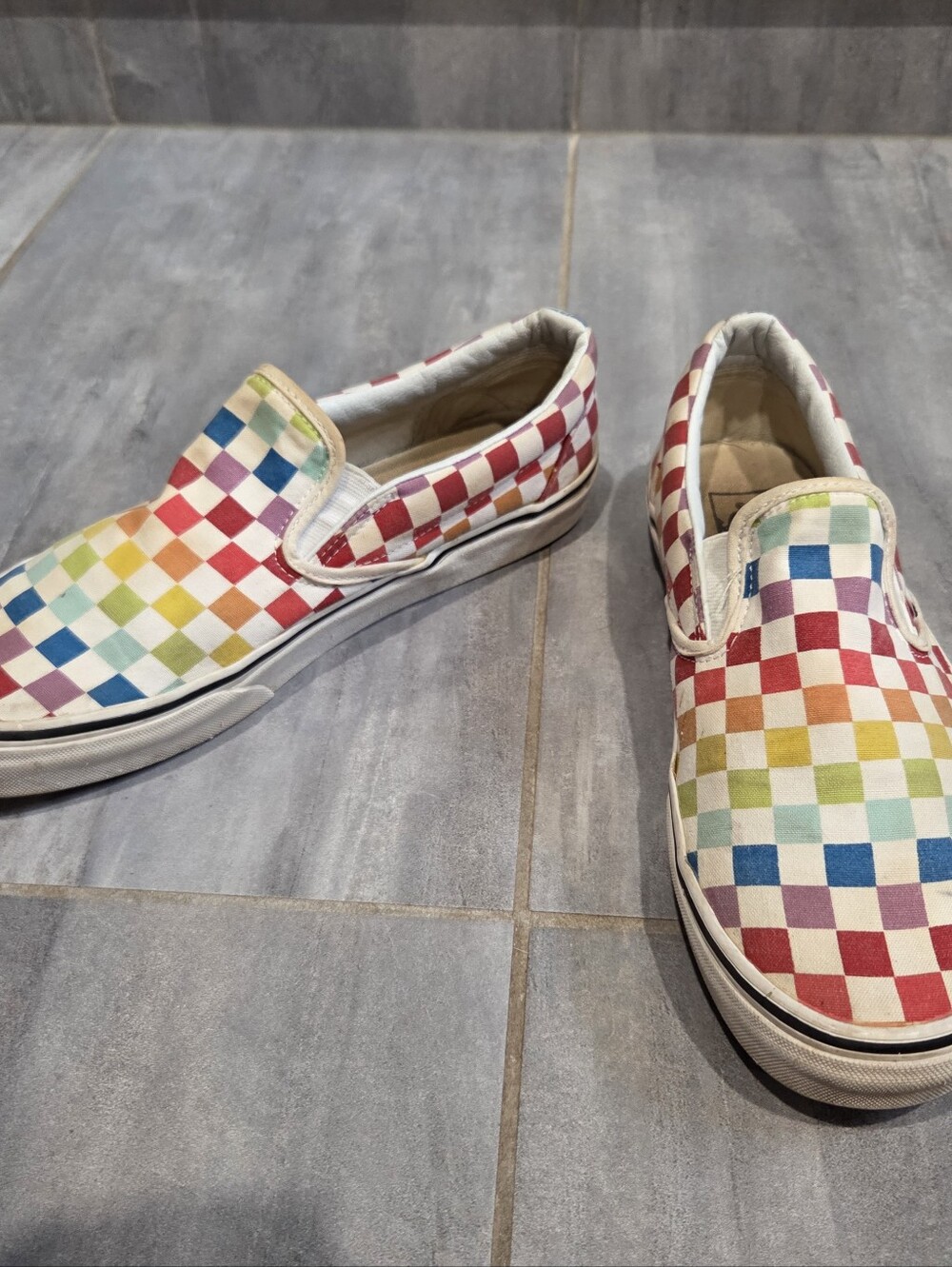 Vans Classic Slip-On Rainbow Checkerboard Sneakers Men's 9  Multicolor Canvas
